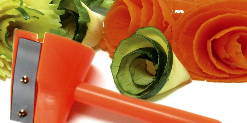 vegetable sharpener with vegetable art
